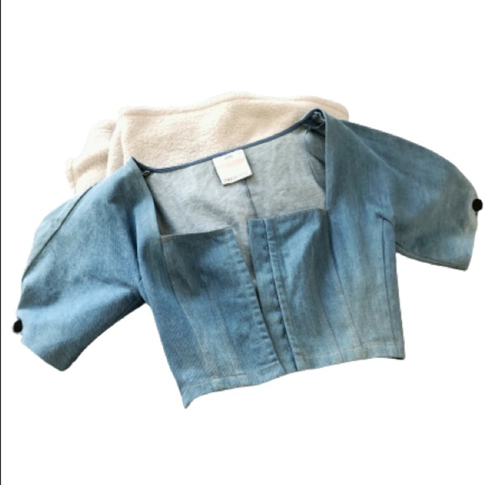 C/MEO Corset Like 🎀 Denim Puff Sleeve Crop Top